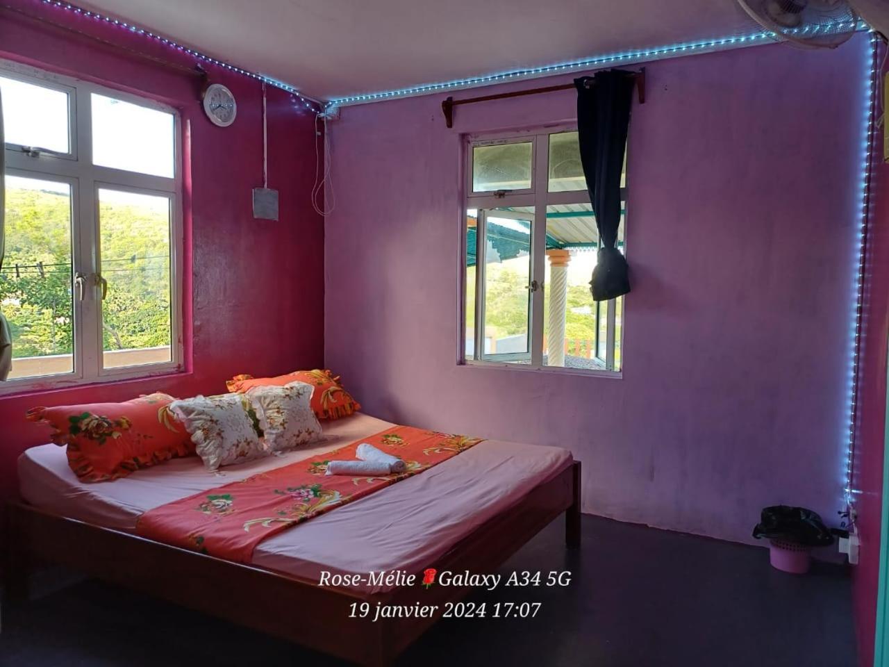 Vila Chez Tonio Magic Ocean View Port South East Exteriér fotografie